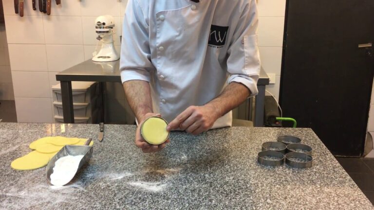 Secretos de Reposter&iacute;a: Dominando Aros de Emplatar