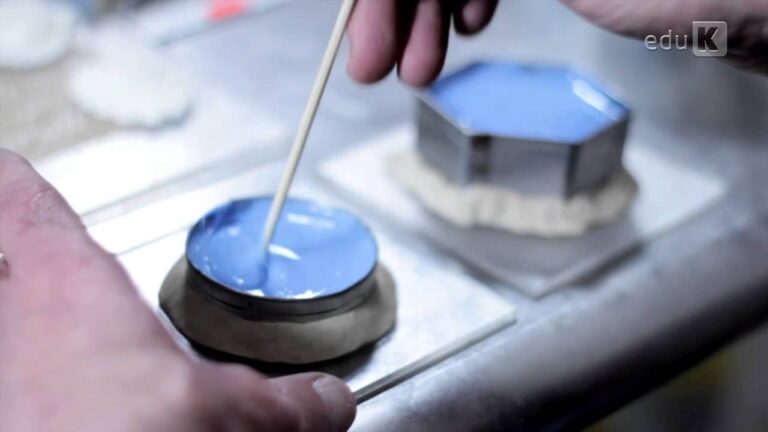 Reposter&iacute;a Profesional: Creatividad con Moldes de Silicona