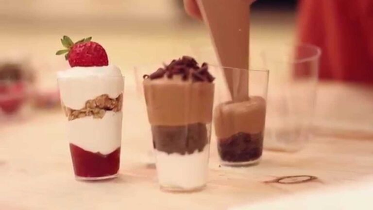Delicias de Sabores Variados en Parfaits de Yogur