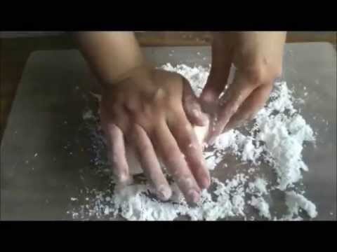 Elementos Florales en la Reposter&iacute;a de Pasteles