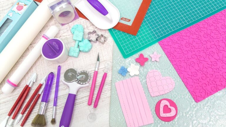Consejos Creativos para Decorar Pasteles con Fondant